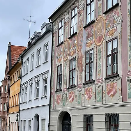 Modernes Design-apartment In Augsburger Altstadt *
