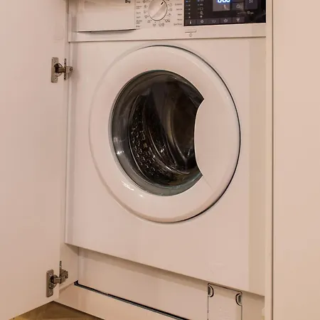 Modernes Design-apartment Mit Grosser Kueche In Augsburger Altstadt Kapuzinergasse * אוגסבורג
