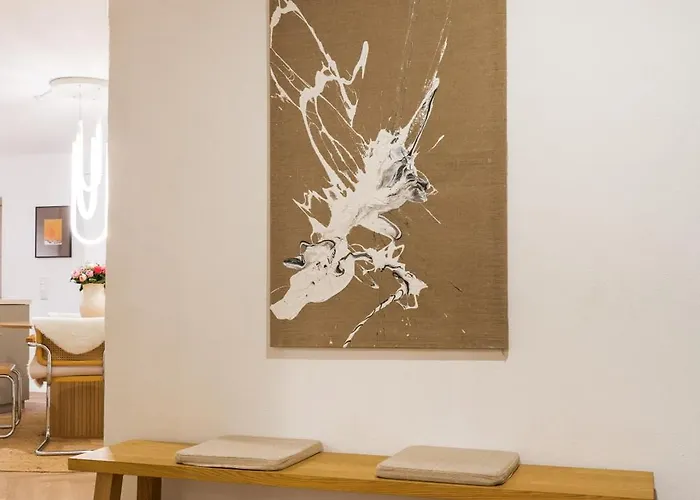 Gemuetliches Design-Apartment In Augsburger Altstadt *