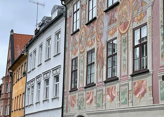 Modernes Design-apartment In Augsburger Altstadt *