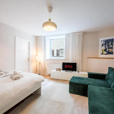 Modernes Design-apartment Mit Grosser Kueche In Augsburger Altstadt Kapuzinergasse