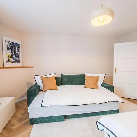 Apartment Modernes Design-apartment Mit Grosser Kueche In Augsburger Altstadt Kapuzinergasse *