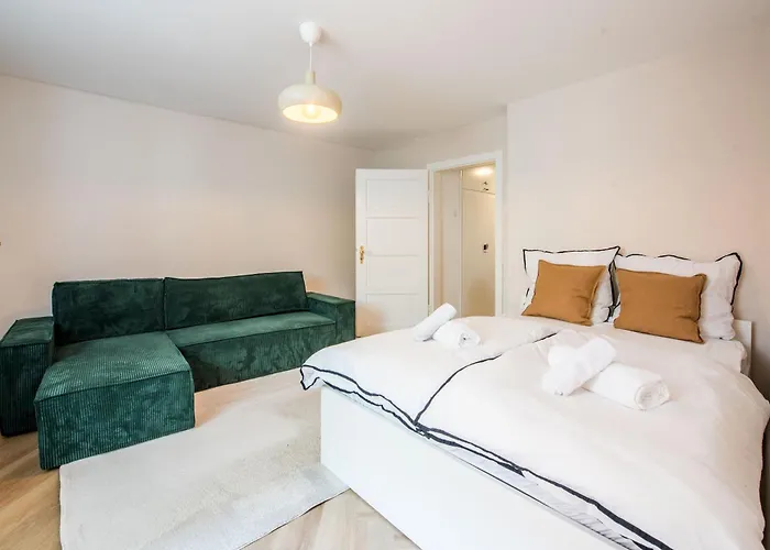 Modernes Design-apartment In Augsburger Altstadt *